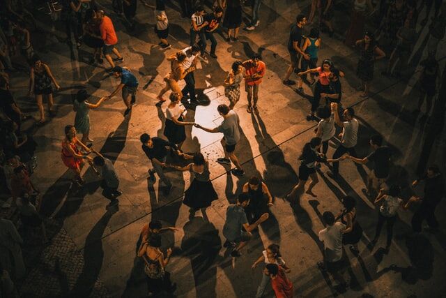 Salsa dance classes Bristol